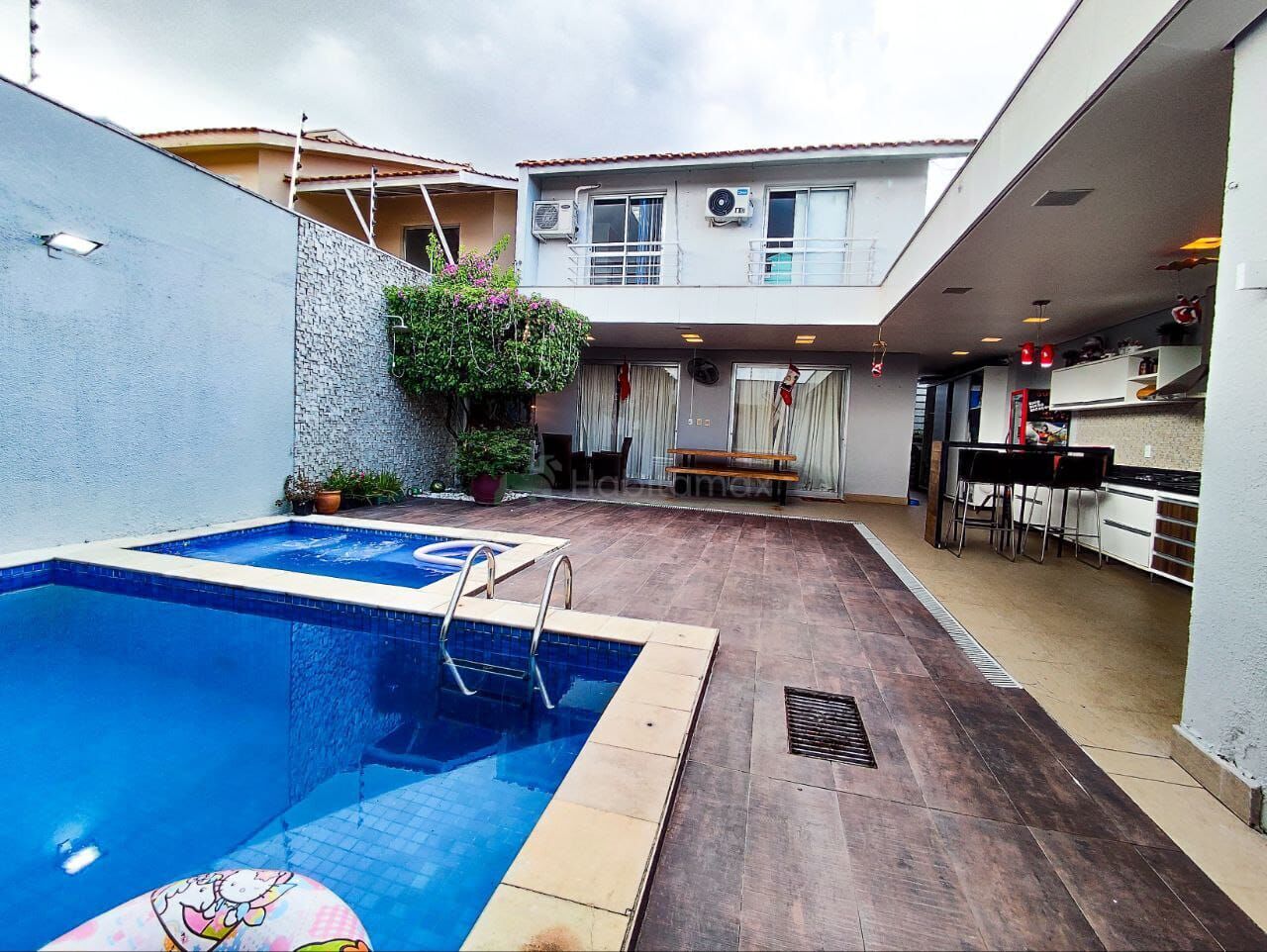 Casa à venda com 3 quartos, 220m² - Foto 21