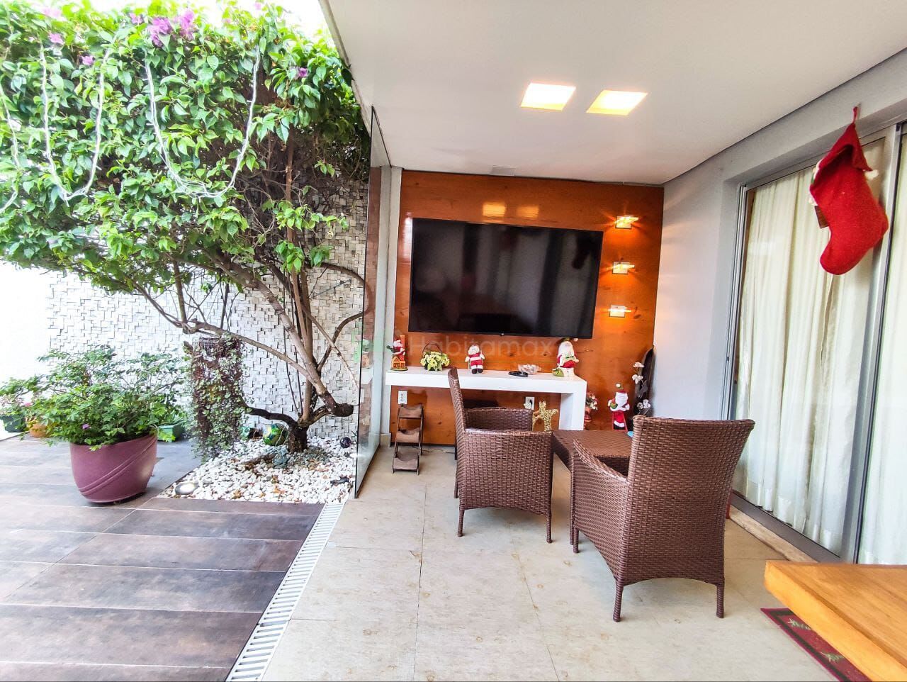 Casa à venda com 3 quartos, 220m² - Foto 16