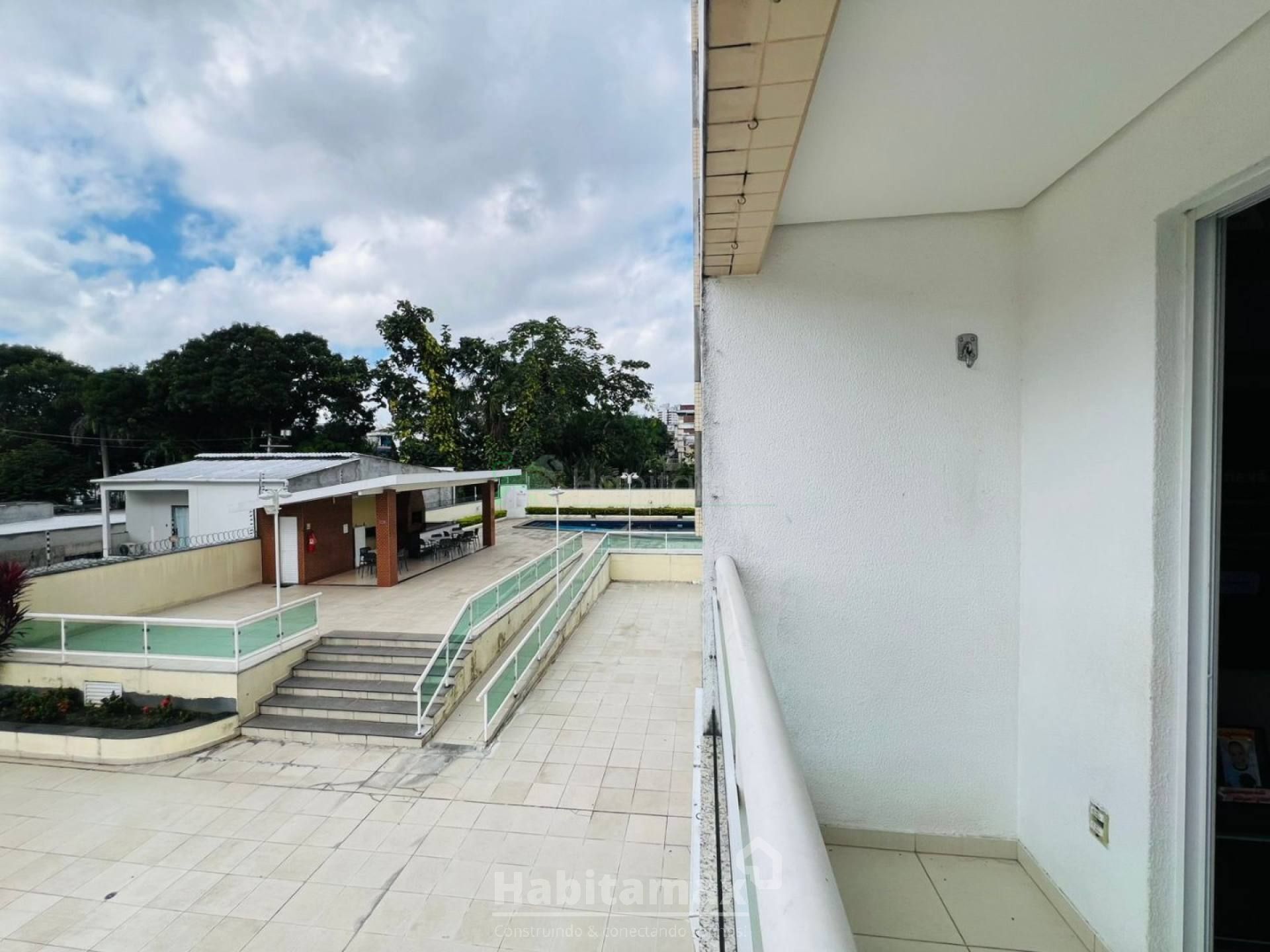 Apartamento à venda com 3 quartos, 80m² - Foto 3