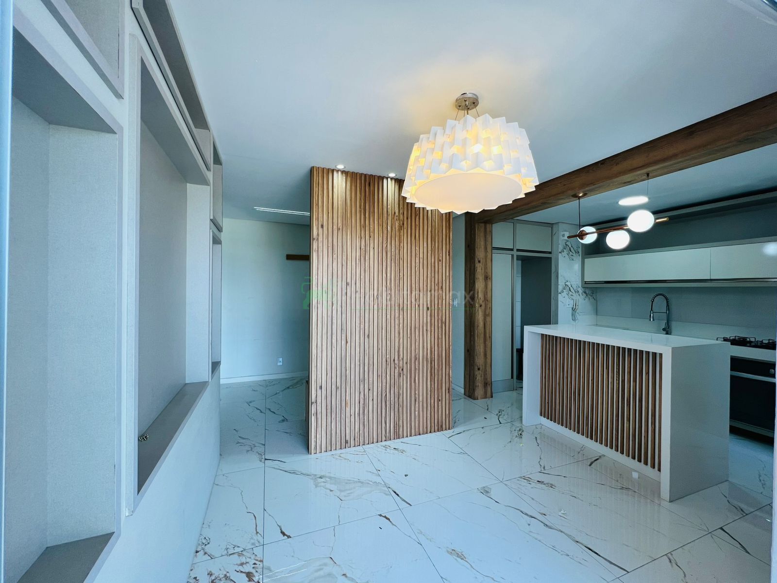 Apartamento para alugar com 2 quartos, 84m² - Foto 1
