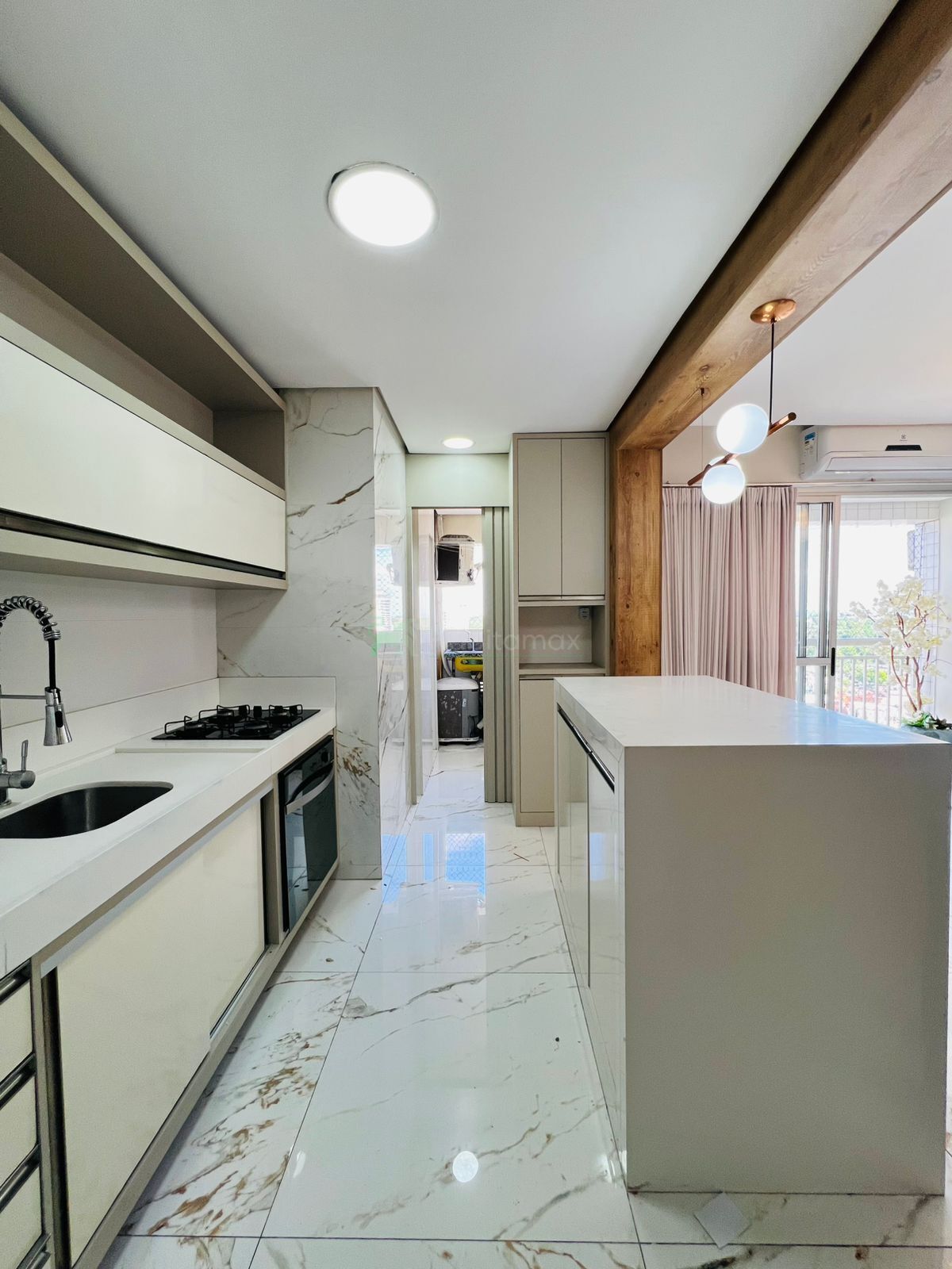 Apartamento para alugar com 2 quartos, 84m² - Foto 10
