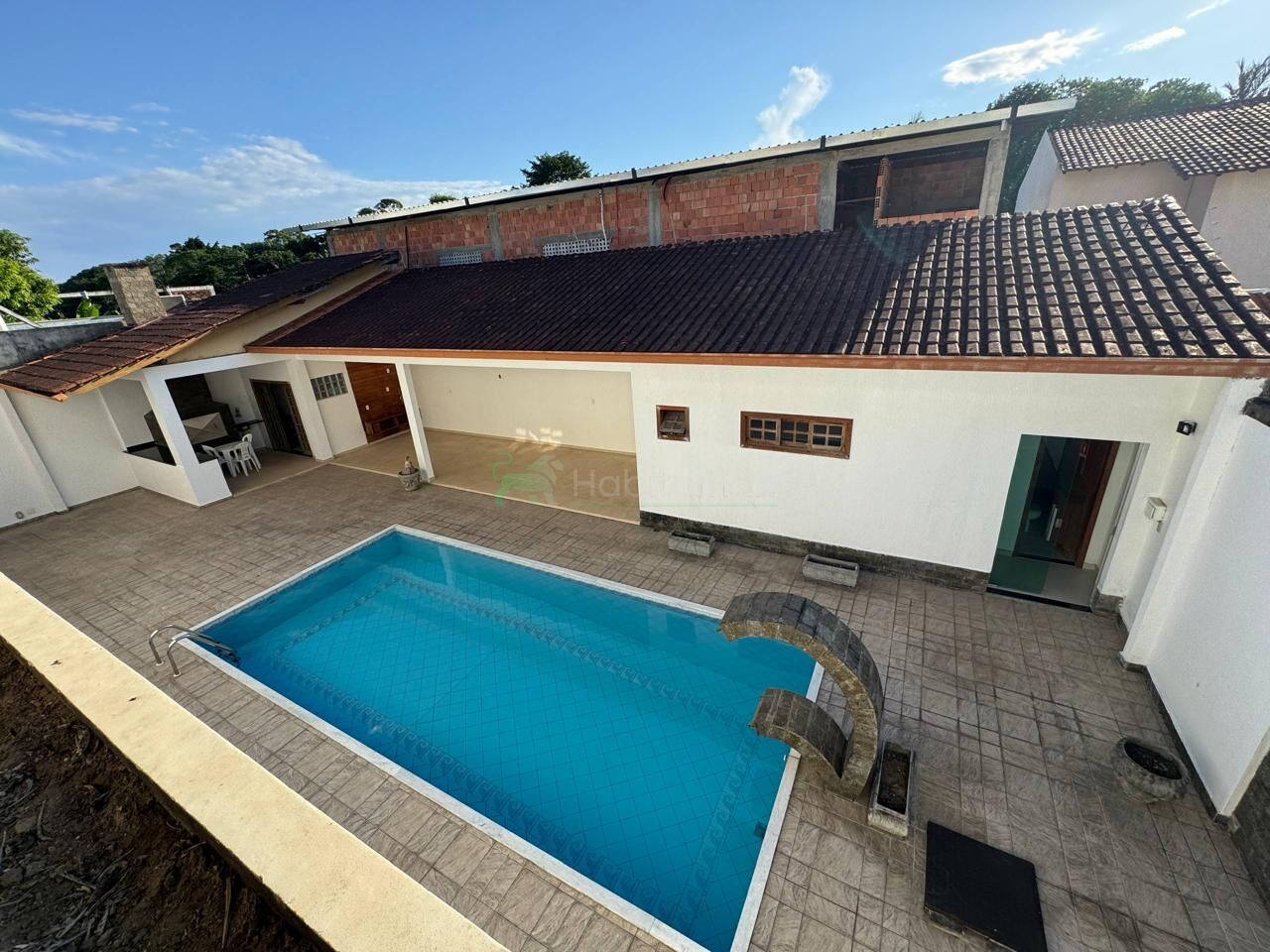 Casa à venda com 3 quartos, 587m² - Foto 2