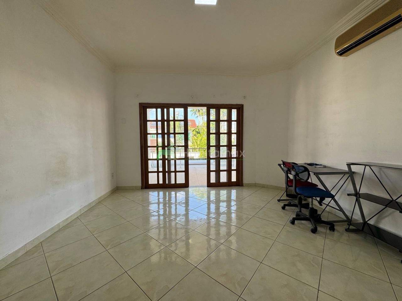 Casa à venda com 3 quartos, 587m² - Foto 11