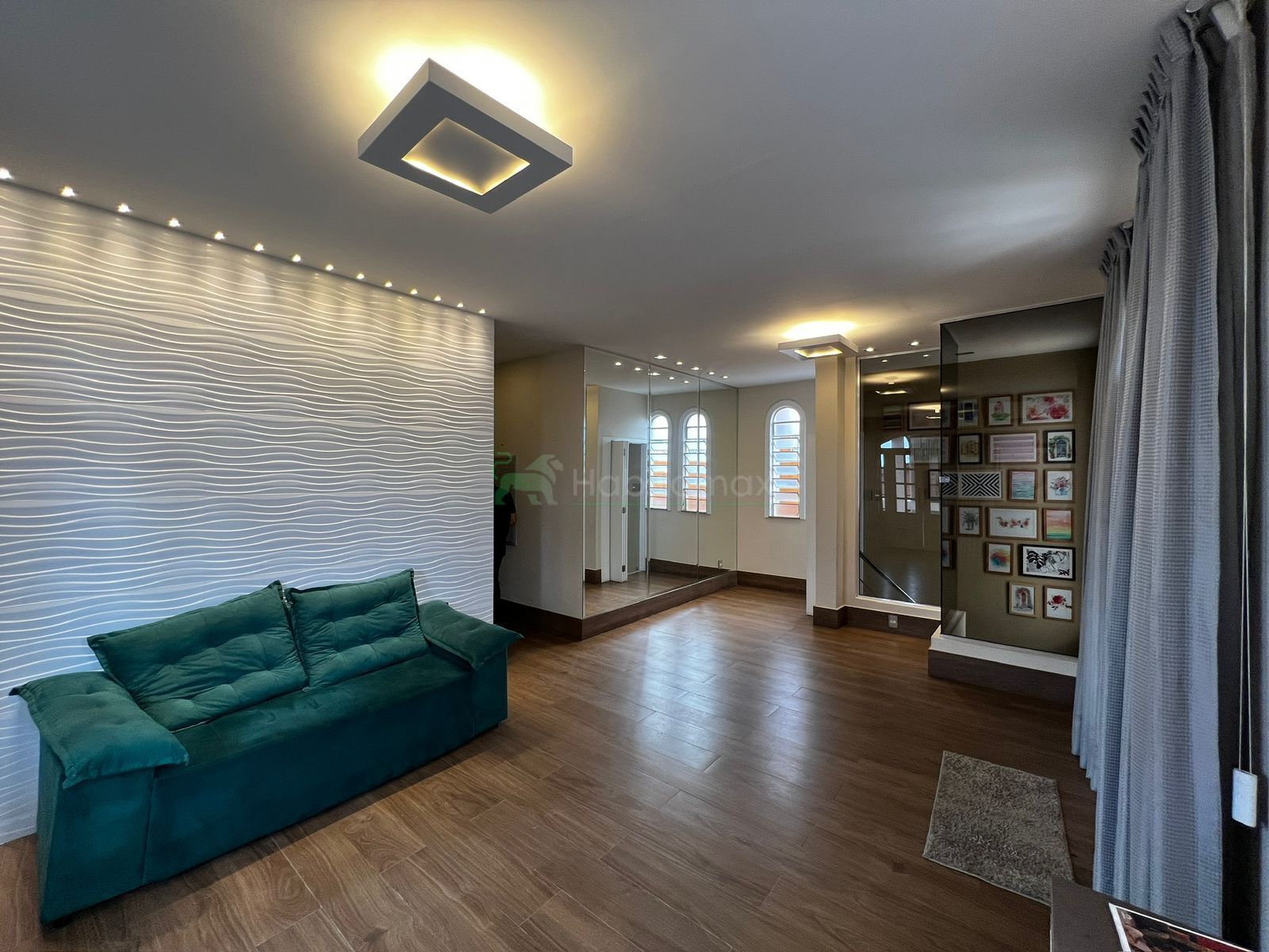 Casa à venda com 4 quartos, 600m² - Foto 9