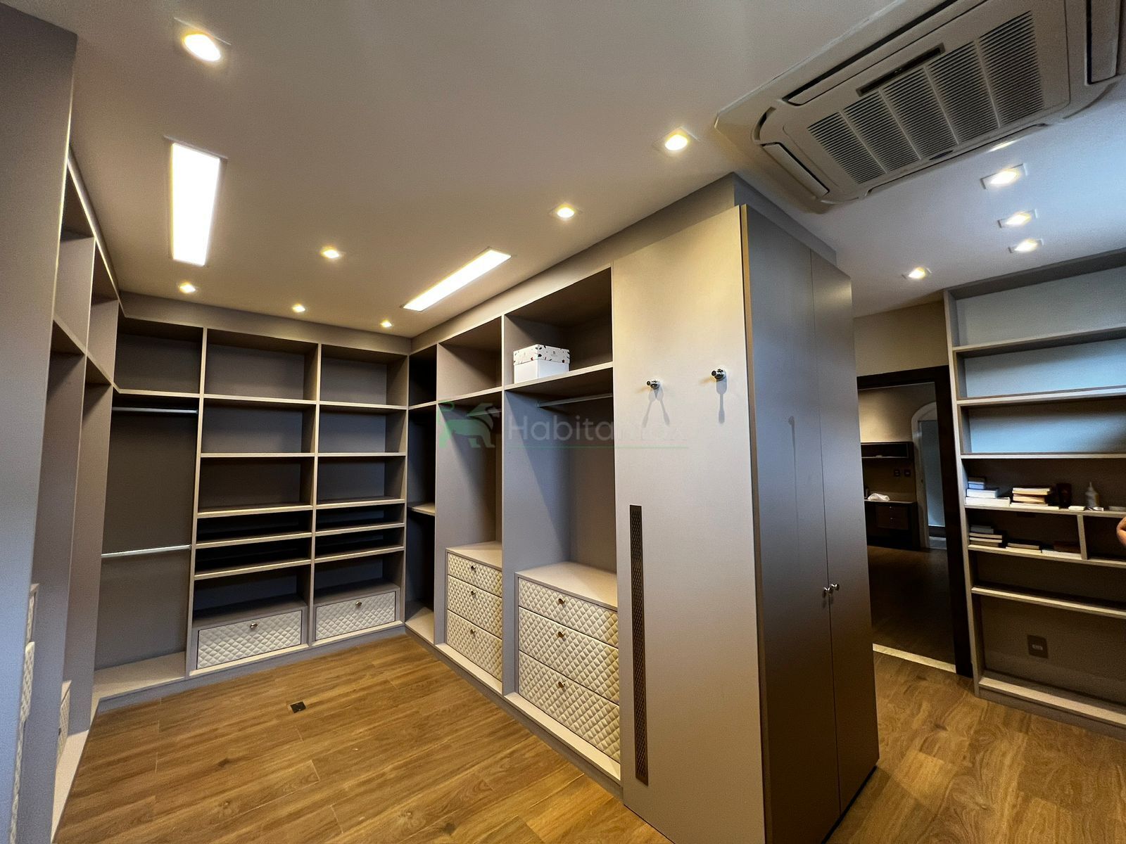 Casa à venda com 4 quartos, 600m² - Foto 20