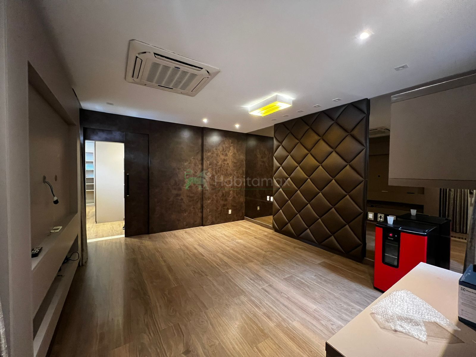 Casa à venda com 4 quartos, 600m² - Foto 17