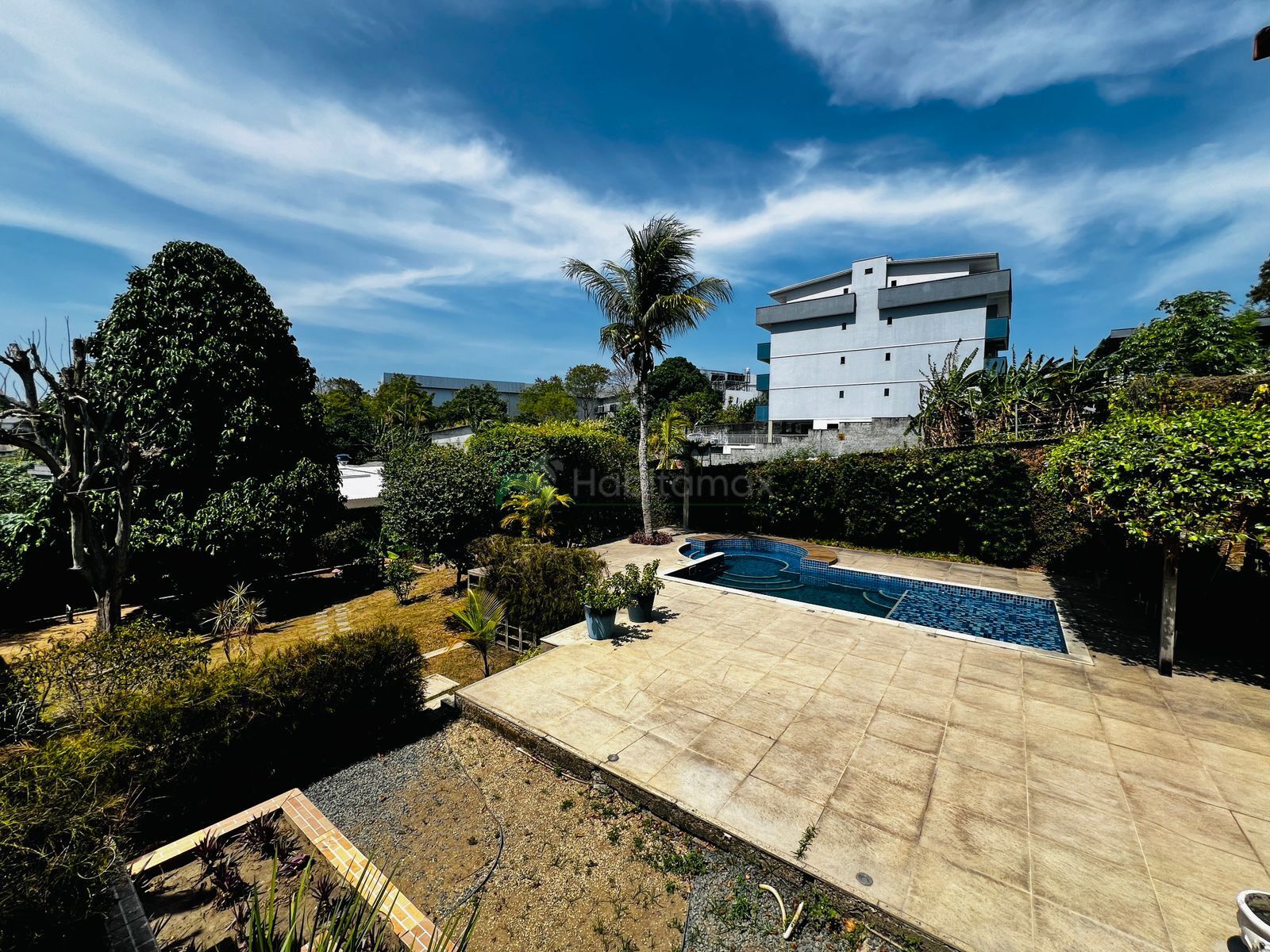 Casa à venda com 4 quartos, 600m² - Foto 37