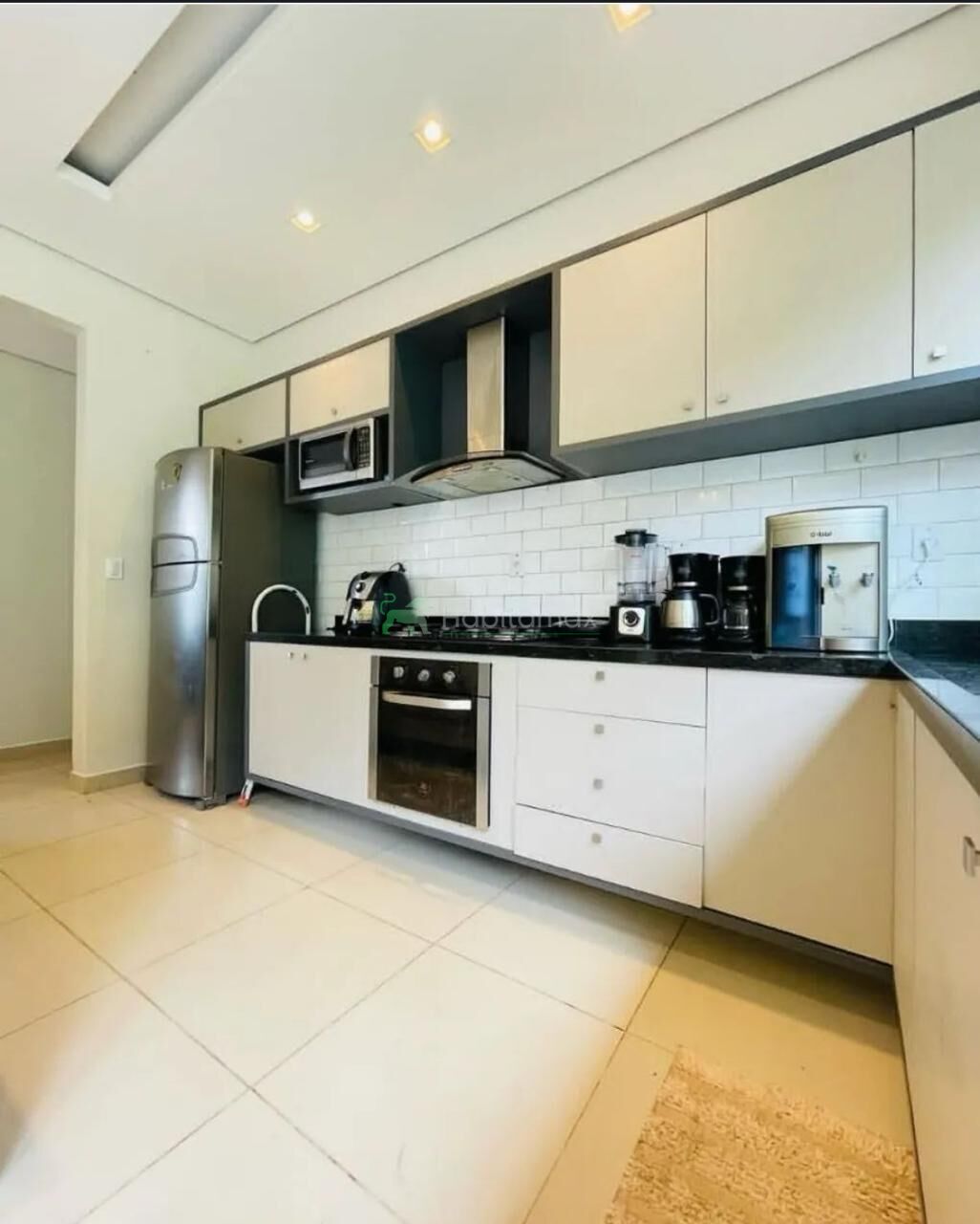 Casa para alugar com 4 quartos, 600m² - Foto 6