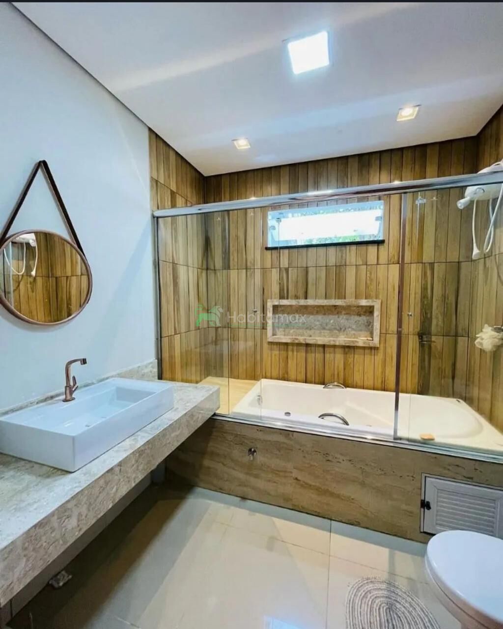 Casa para alugar com 4 quartos, 600m² - Foto 11