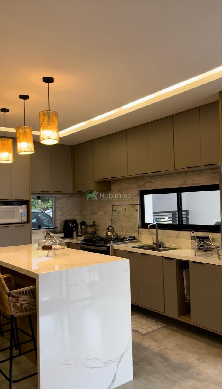 Casa, 4 quartos, 234 m² - Foto 3