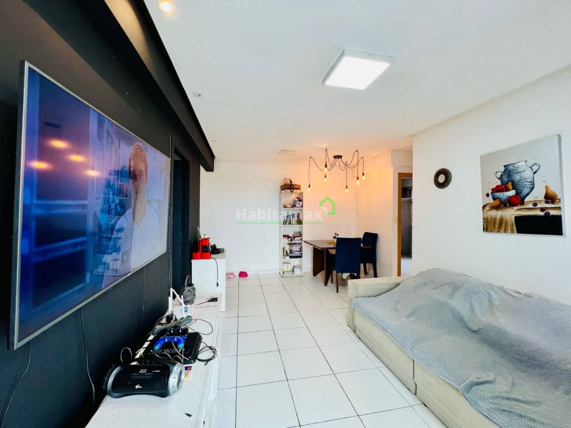 Apartamento à venda com 3 quartos, 84m² - Foto 2