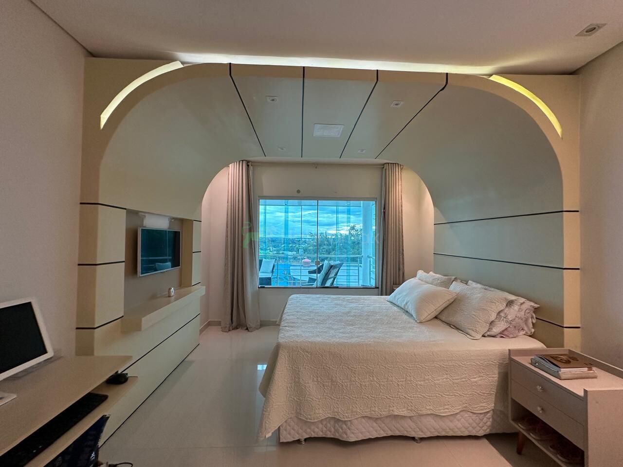 Casa à venda com 3 quartos, 295m² - Foto 16