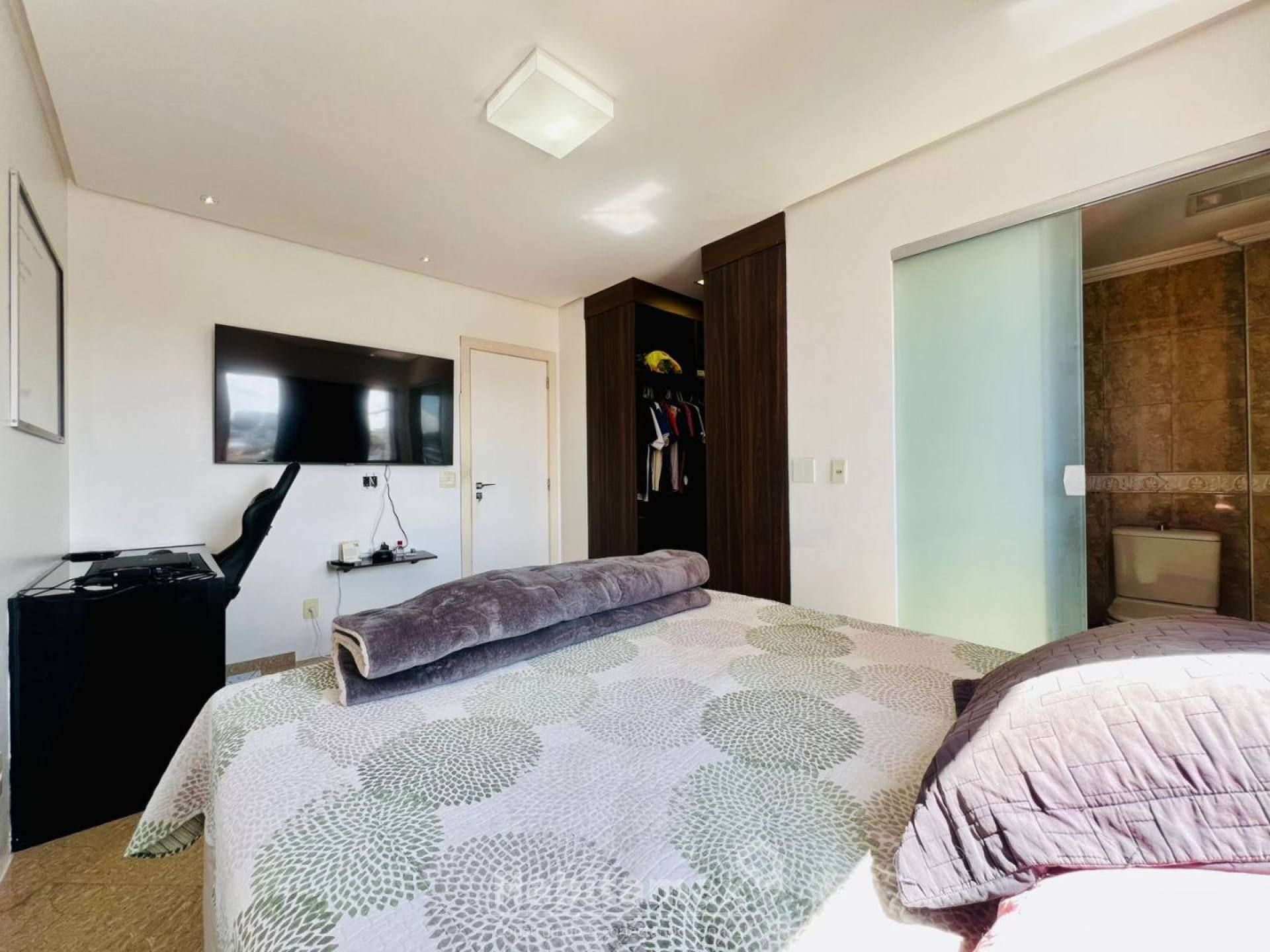 Apartamento à venda com 3 quartos, 168m² - Foto 11