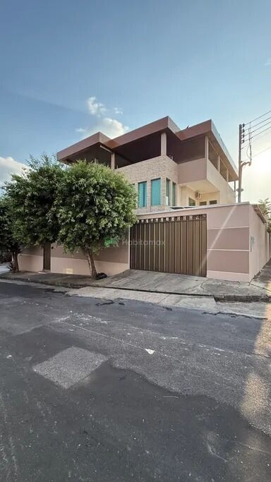 Casa, 4 quartos, 946 m² - Foto 2