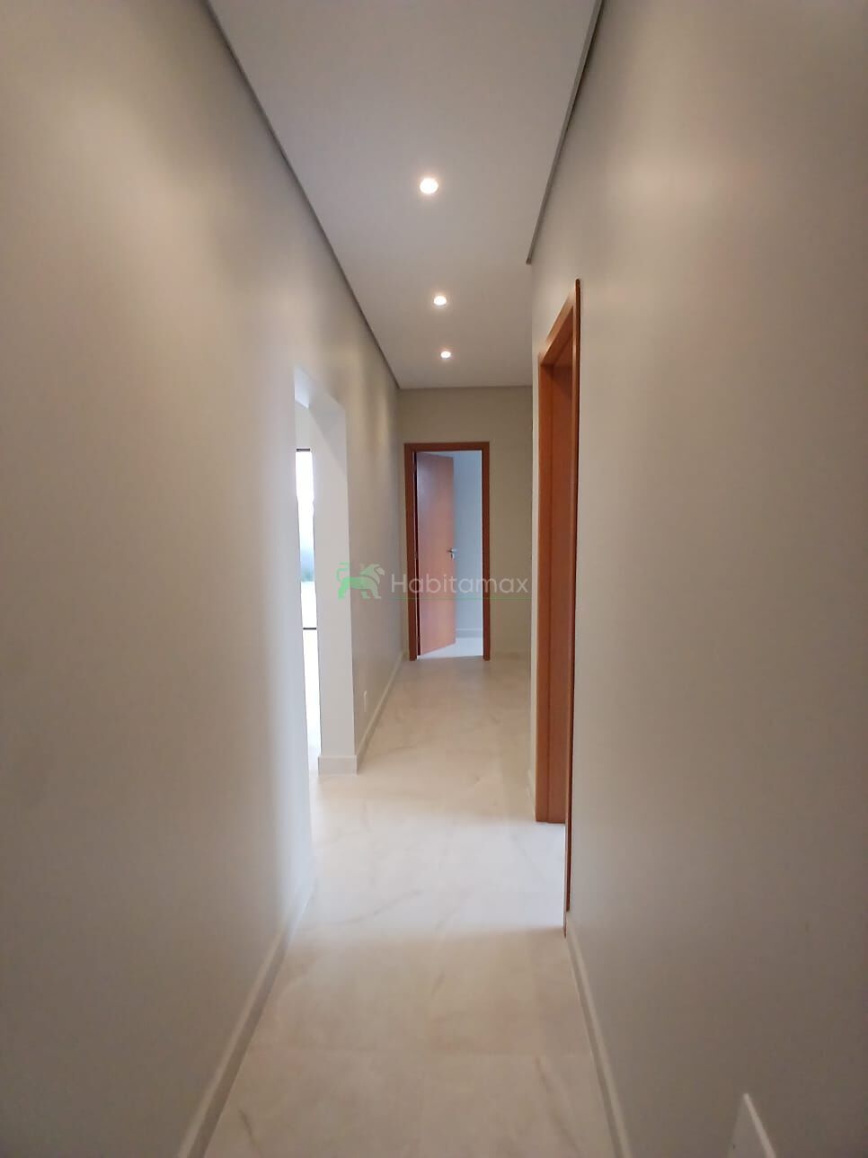Casa à venda com 3 quartos, 154m² - Foto 11