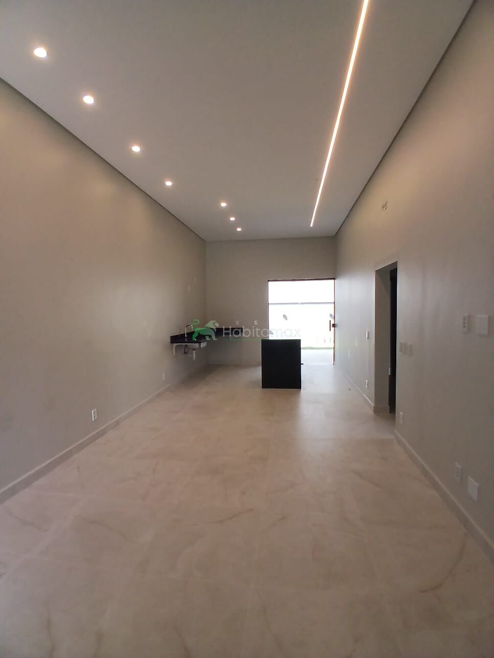 Casa à venda com 3 quartos, 154m² - Foto 3