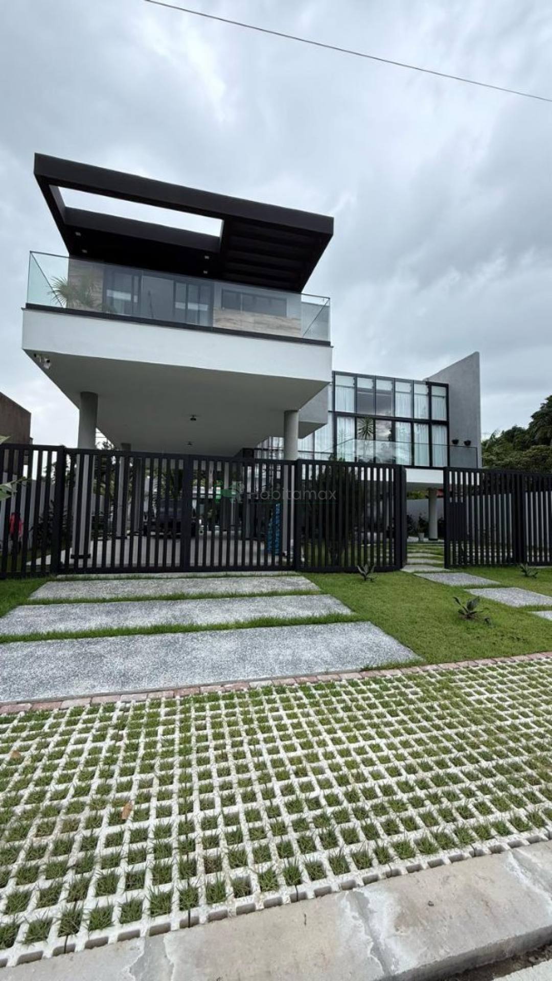 Casa à venda com 4 quartos, 526m² - Foto 2