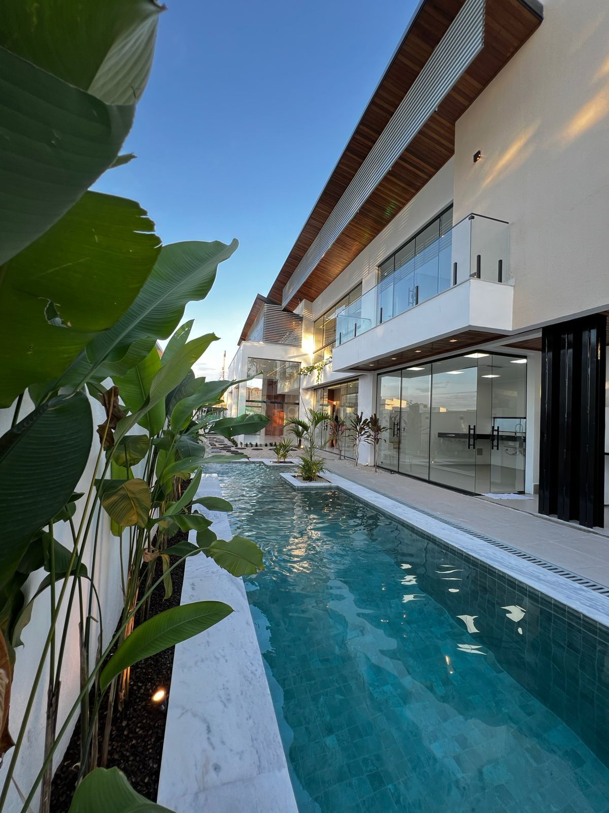 Casa à venda com 4 quartos, 360m² - Foto 27