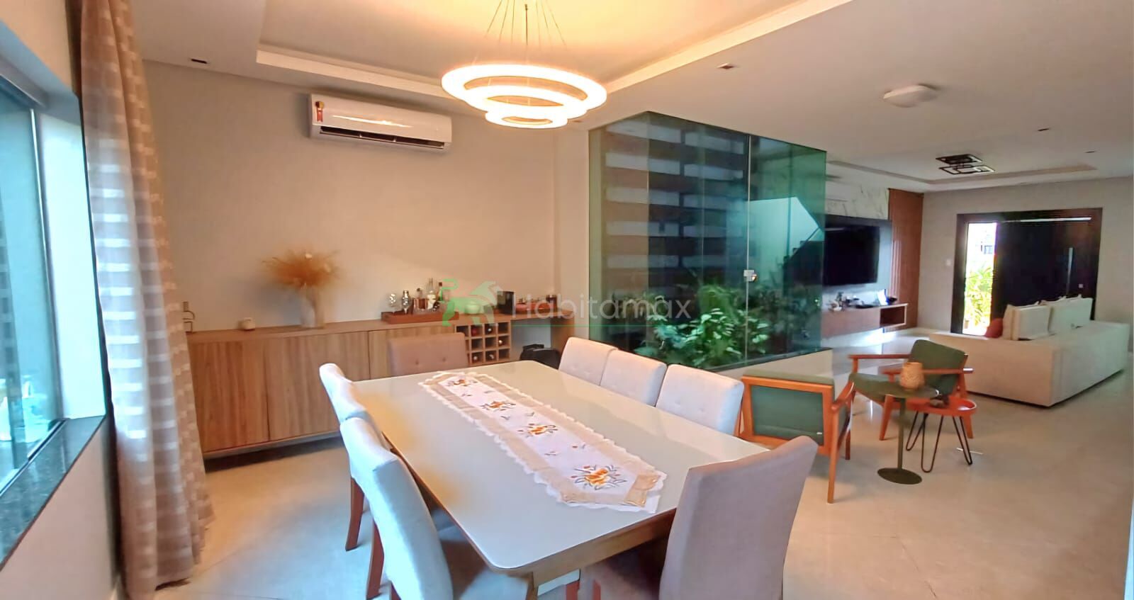 Casa, 4 quartos, 281 m² - Foto 1