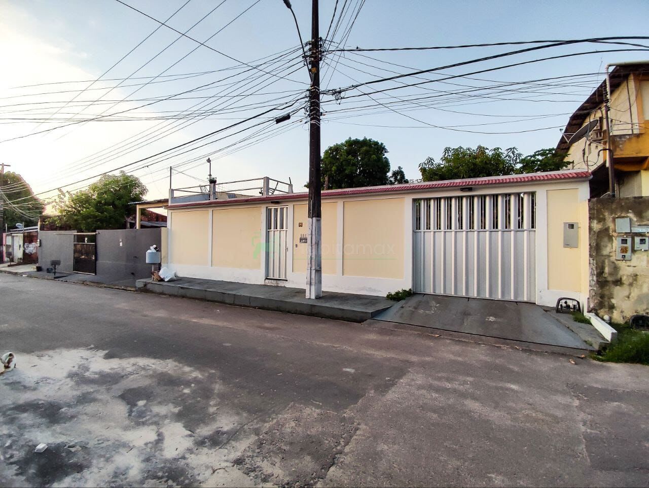 Casa à venda com 4 quartos, 287m² - Foto 5