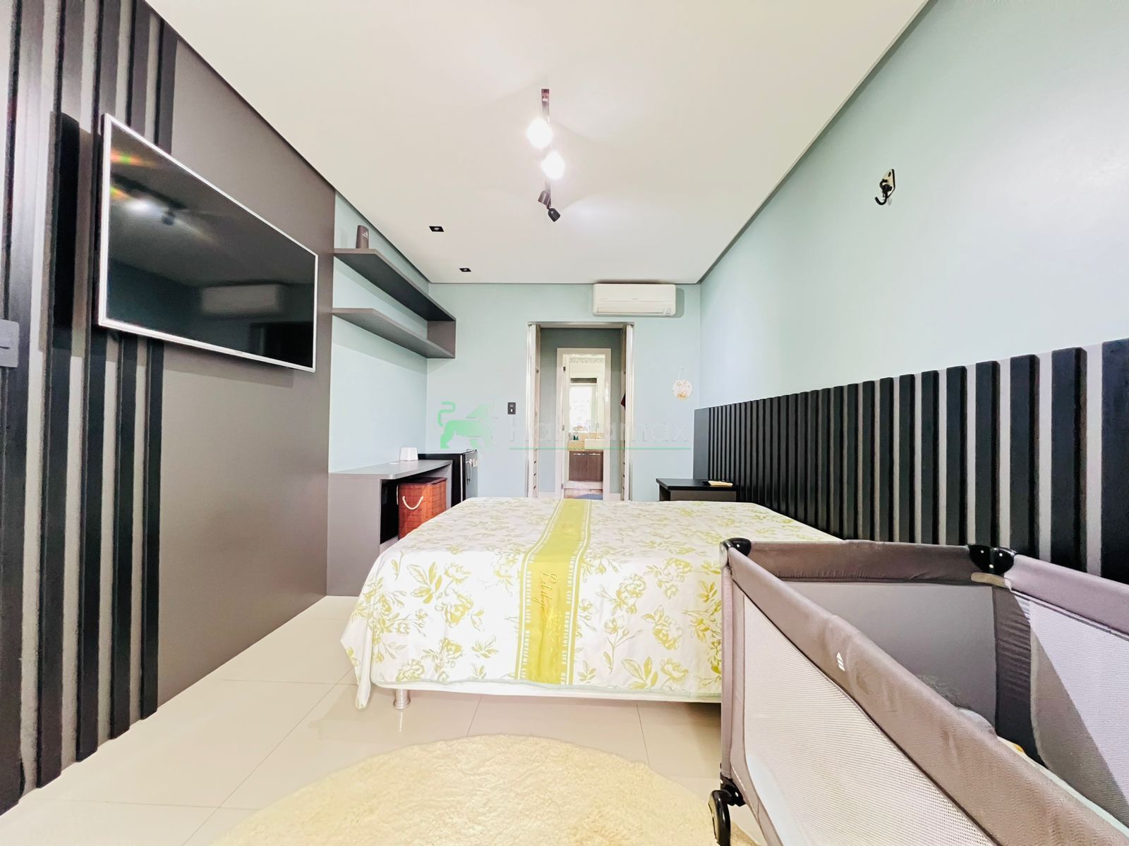 Casa, 3 quartos, 267 m² - Foto 4