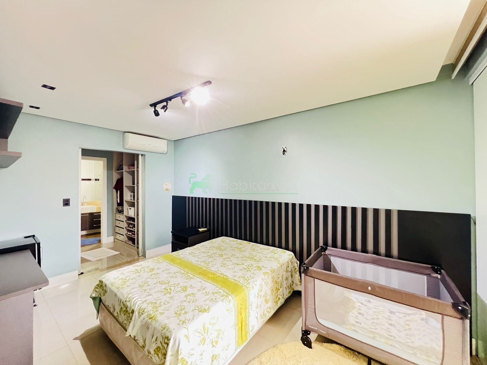 Casa, 3 quartos, 267 m² - Foto 34