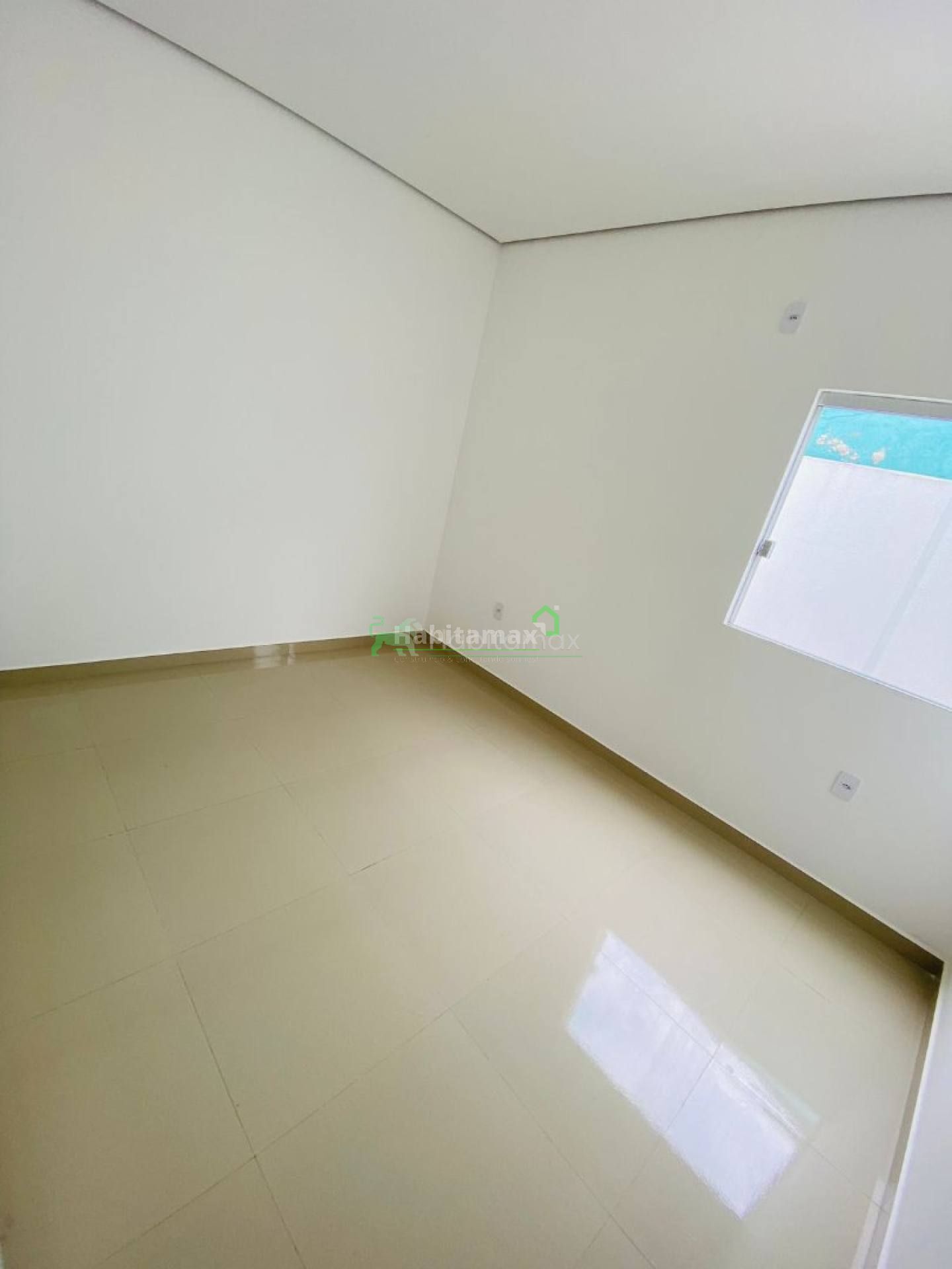 Casa à venda com 3 quartos, 90m² - Foto 8