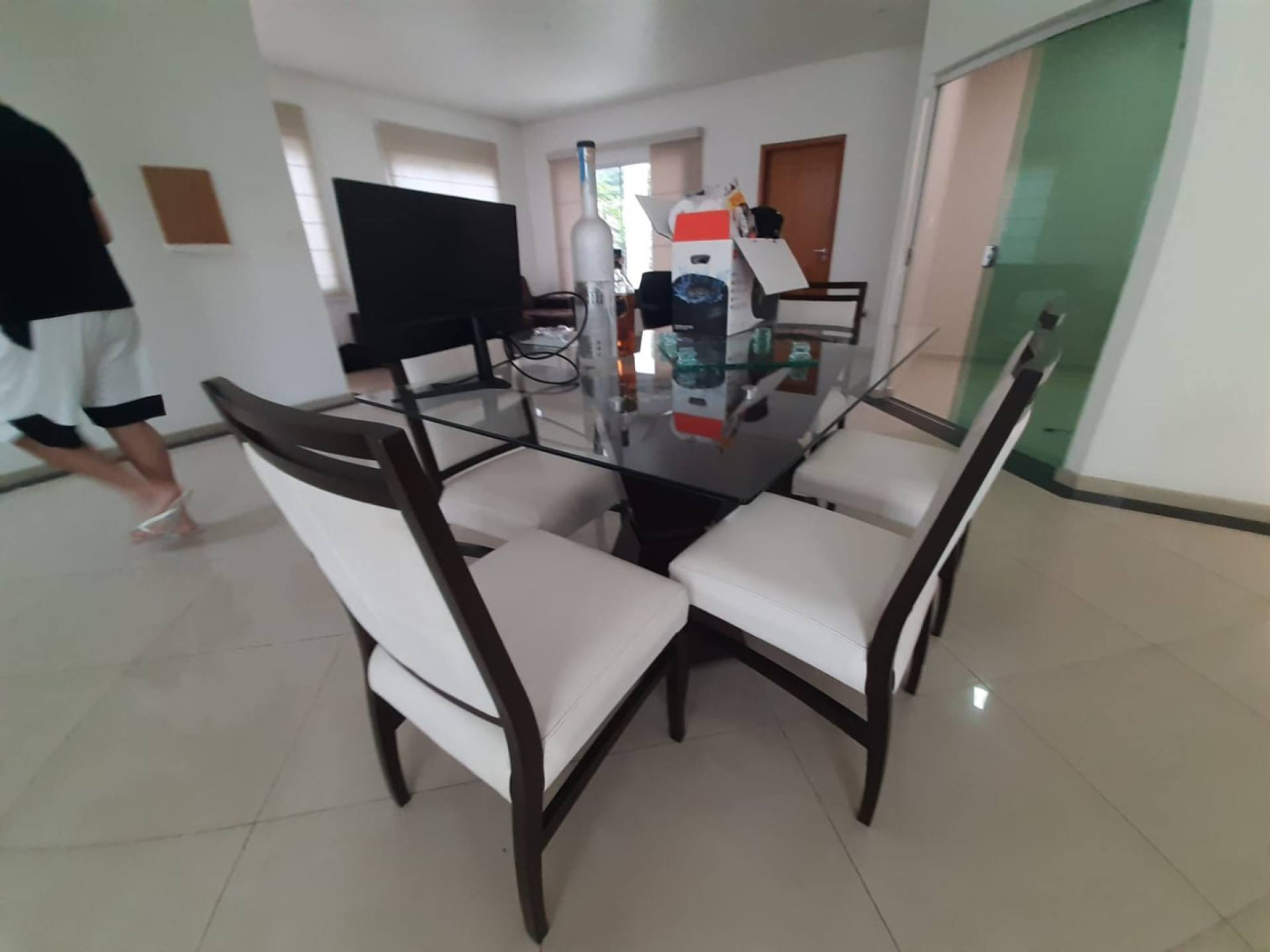 Casa de Condomínio à venda com 4 quartos, 600m² - Foto 4