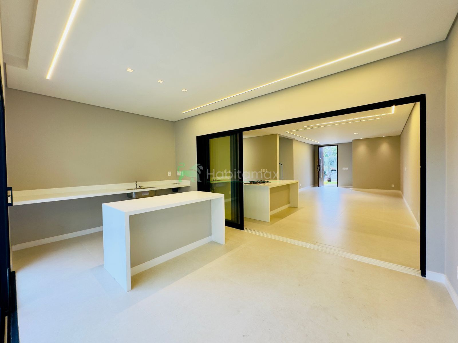 Casa, 3 quartos, 244 m² - Foto 8