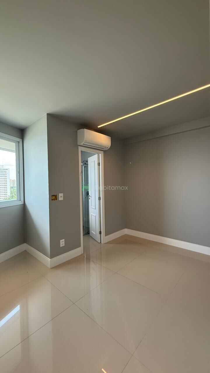 Apartamento para alugar com 3 quartos, 157m² - Foto 3
