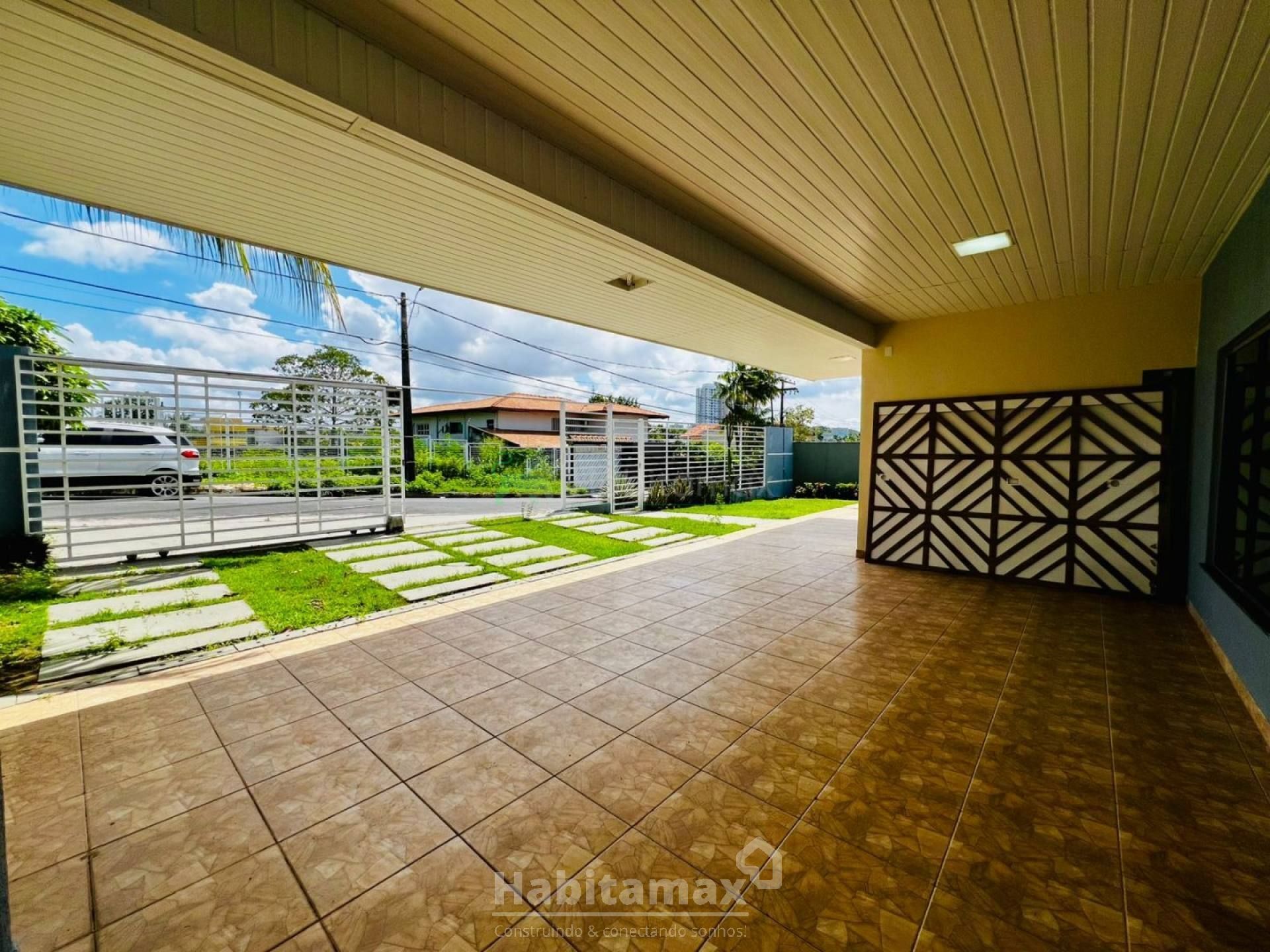 Casa de Condomínio à venda com 4 quartos, 230m² - Foto 5