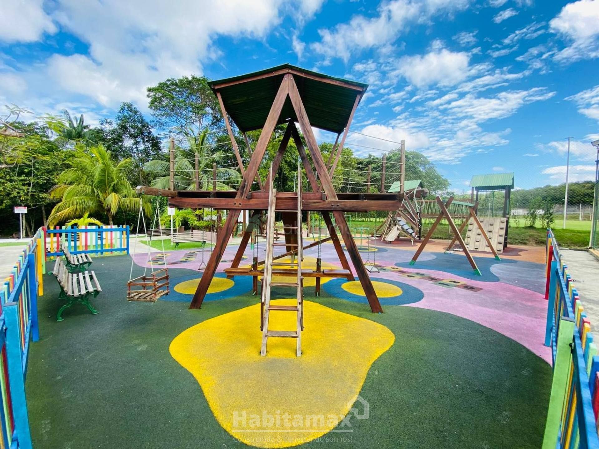 Casa de Condomínio à venda com 4 quartos, 230m² - Foto 34