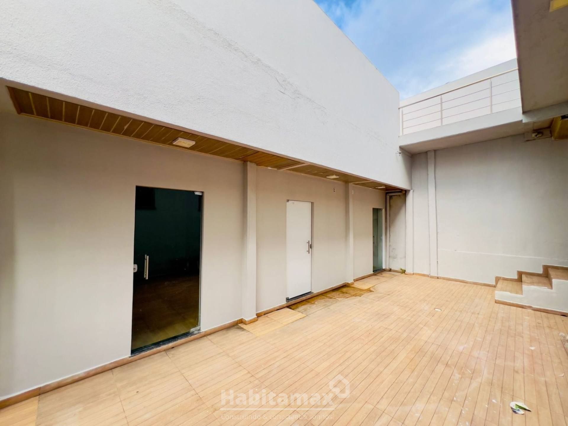 Casa à venda com 12 quartos, 400m² - Foto 18