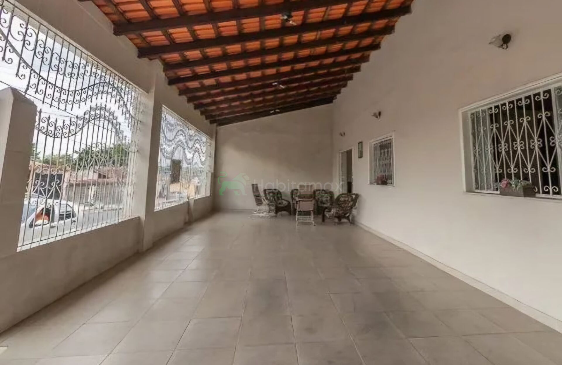 Casa à venda com 4 quartos, 220m² - Foto 3