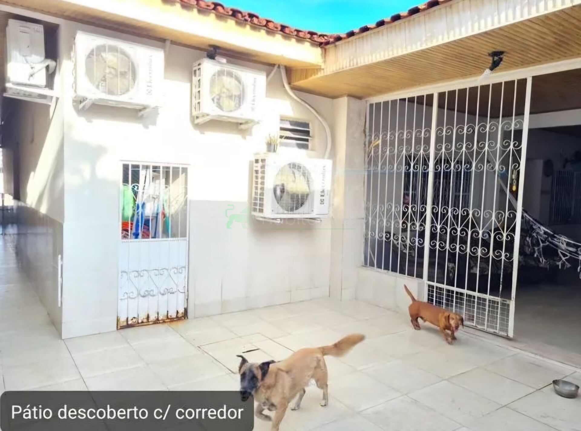 Casa à venda com 4 quartos, 220m² - Foto 15