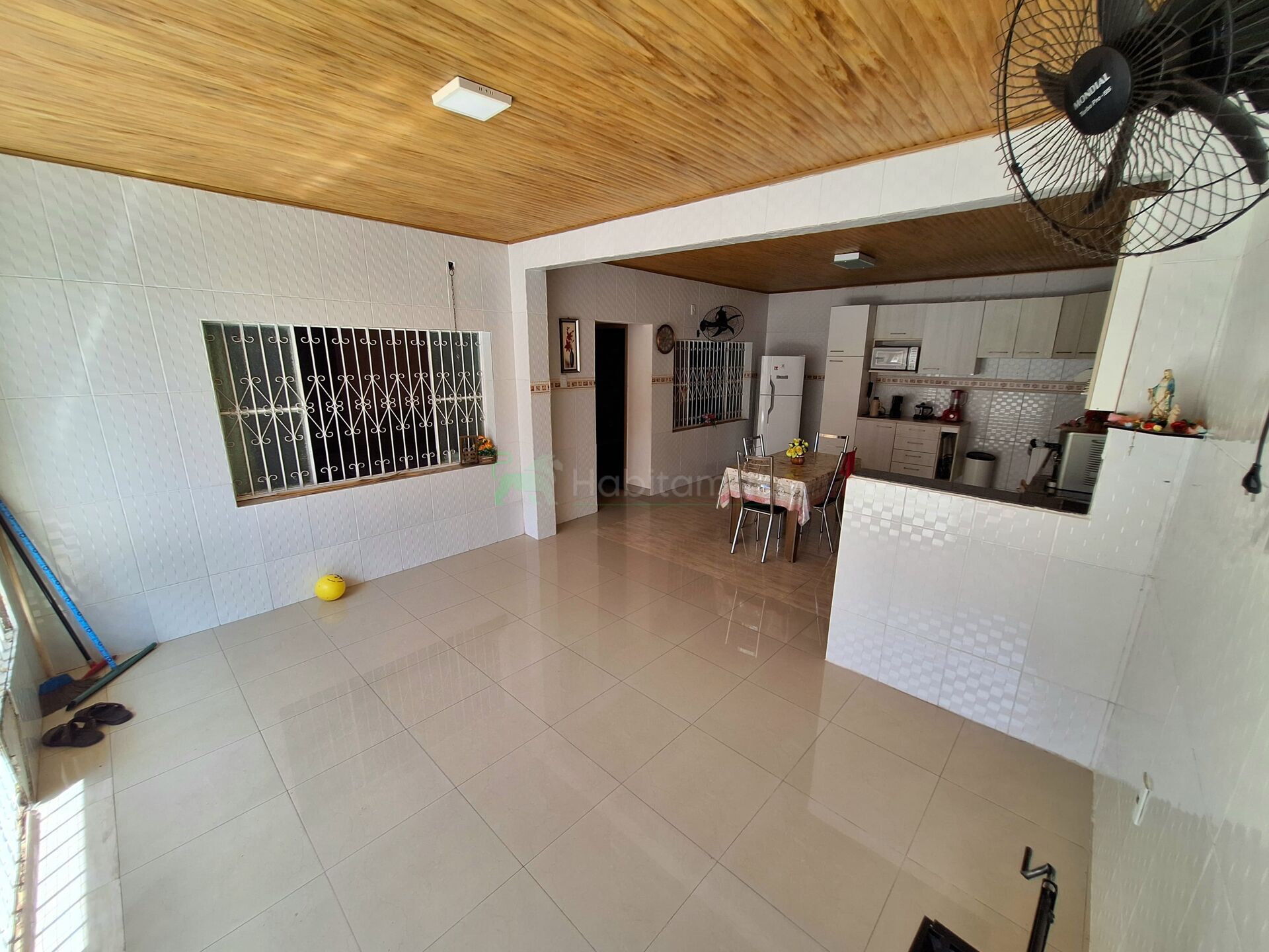Casa à venda com 4 quartos, 220m² - Foto 12