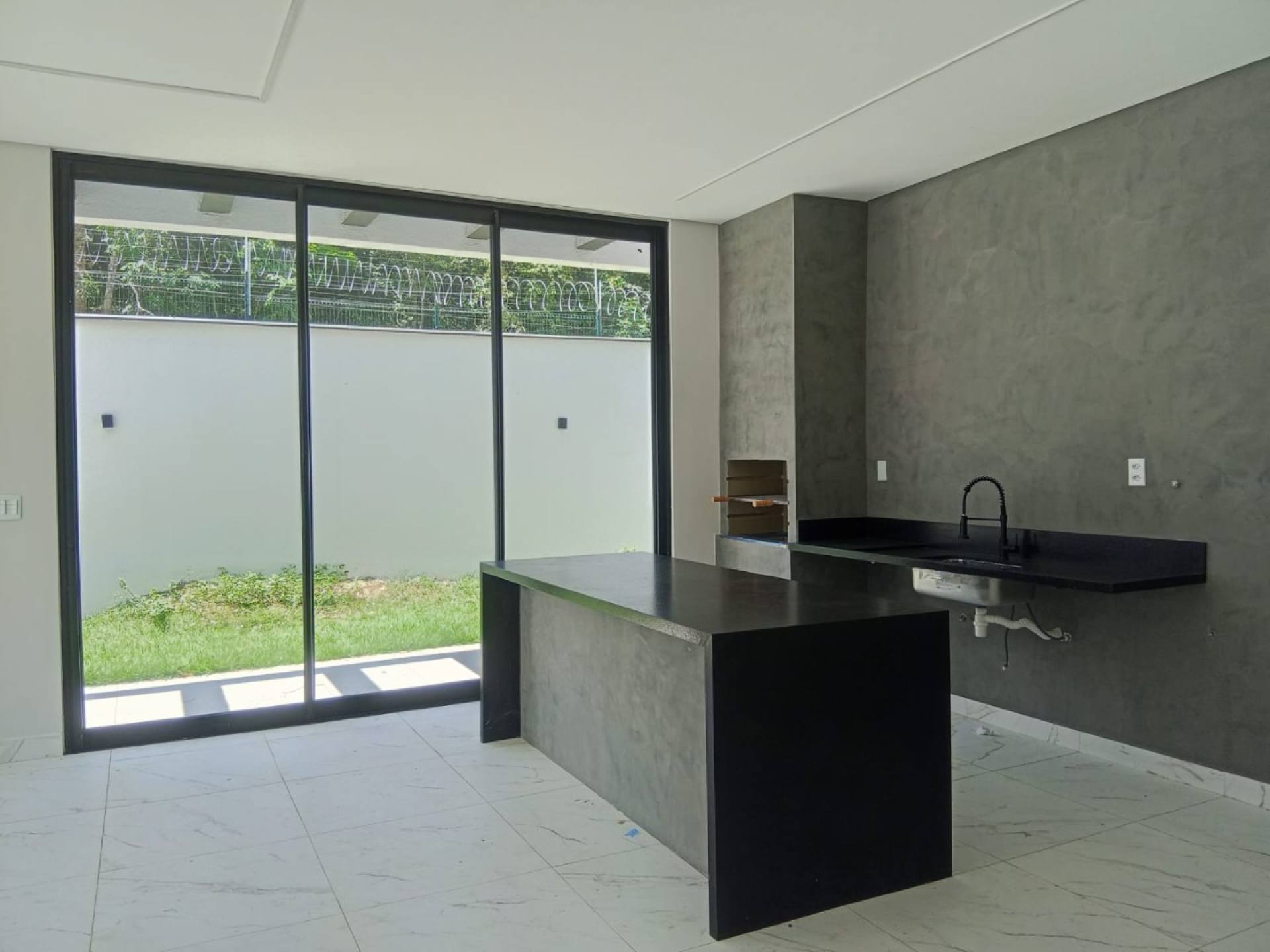 Casa à venda com 4 quartos, 311m² - Foto 10