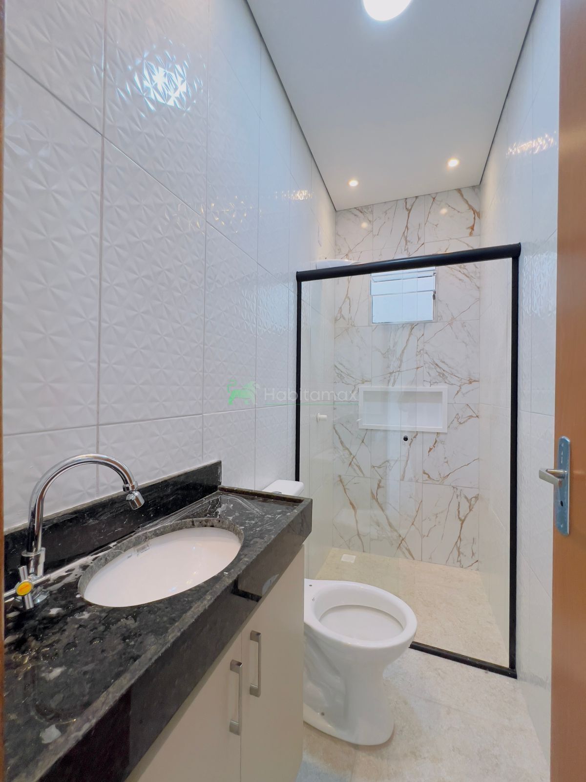 Casa à venda com 3 quartos, 70m² - Foto 16