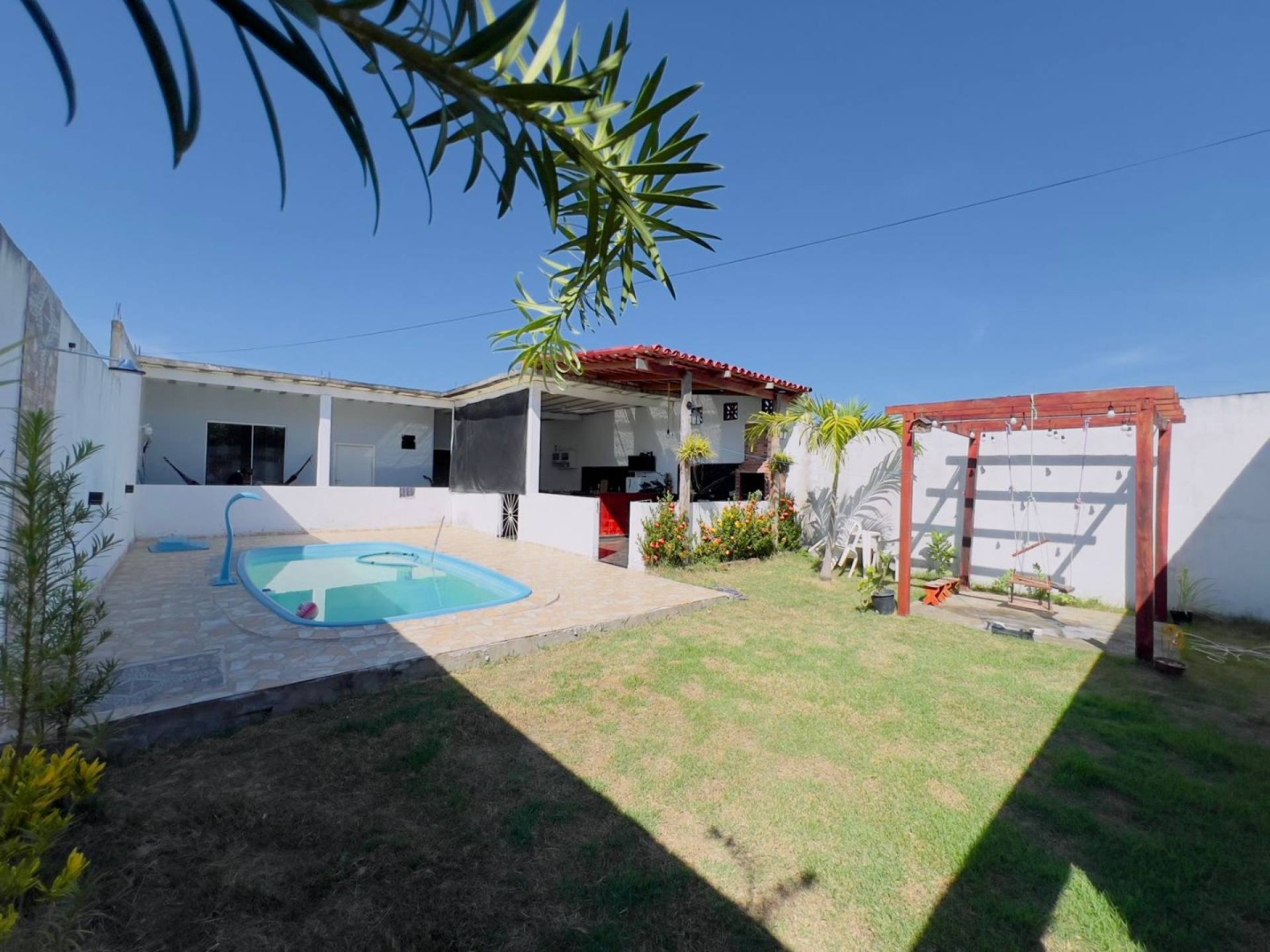Casa à venda com 2 quartos, 200m² - Foto 4