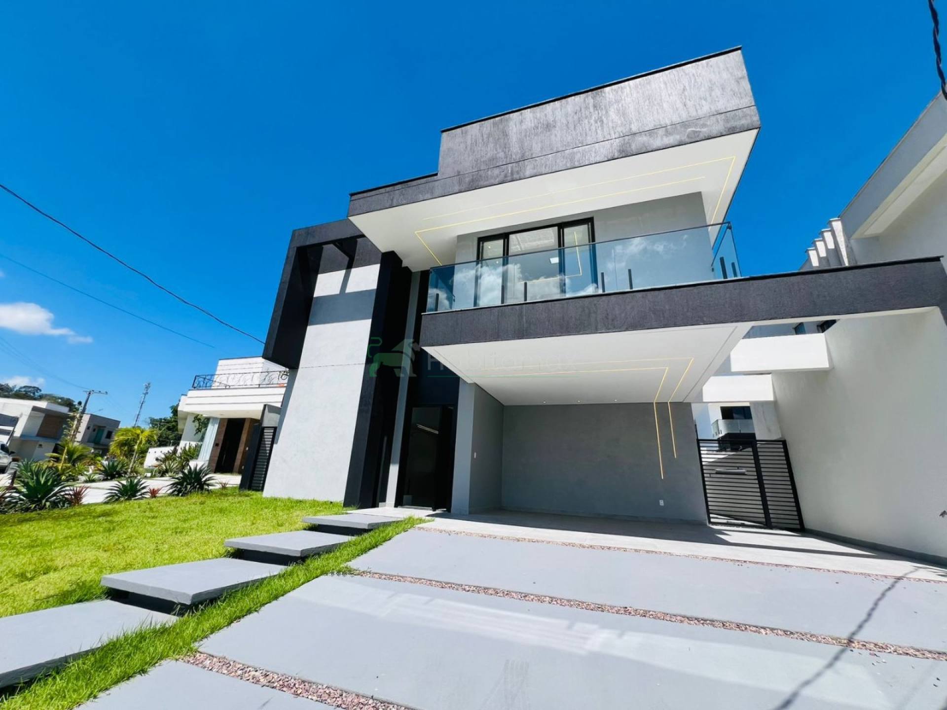 Casa à venda com 5 quartos, 289m² - Foto 4