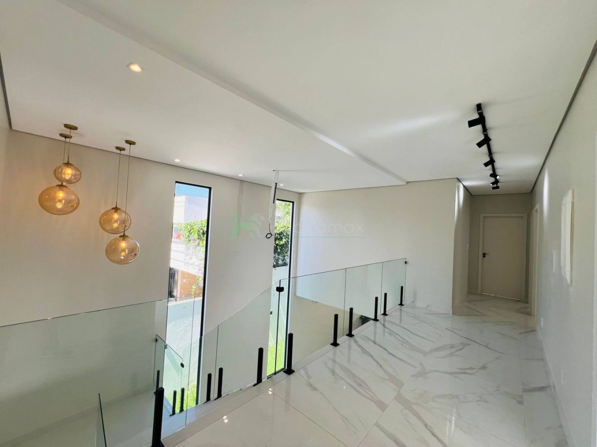 Casa à venda com 5 quartos, 289m² - Foto 14