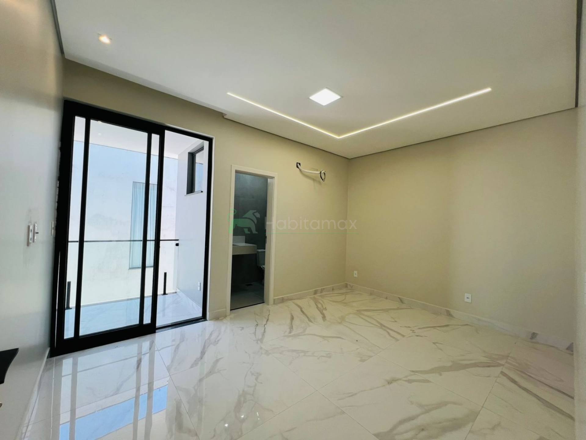 Casa à venda com 5 quartos, 289m² - Foto 26