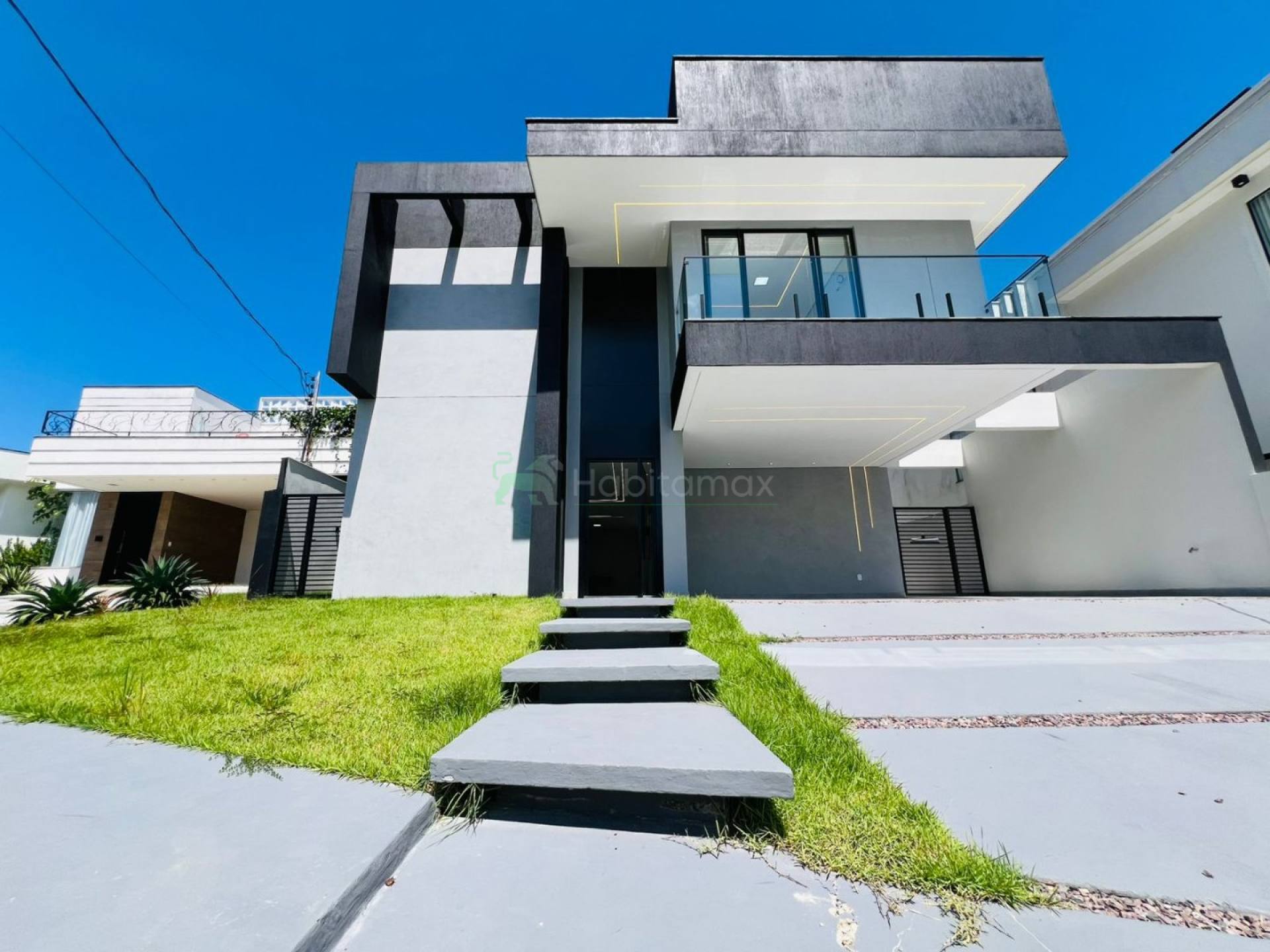 Casa à venda com 5 quartos, 289m² - Foto 1