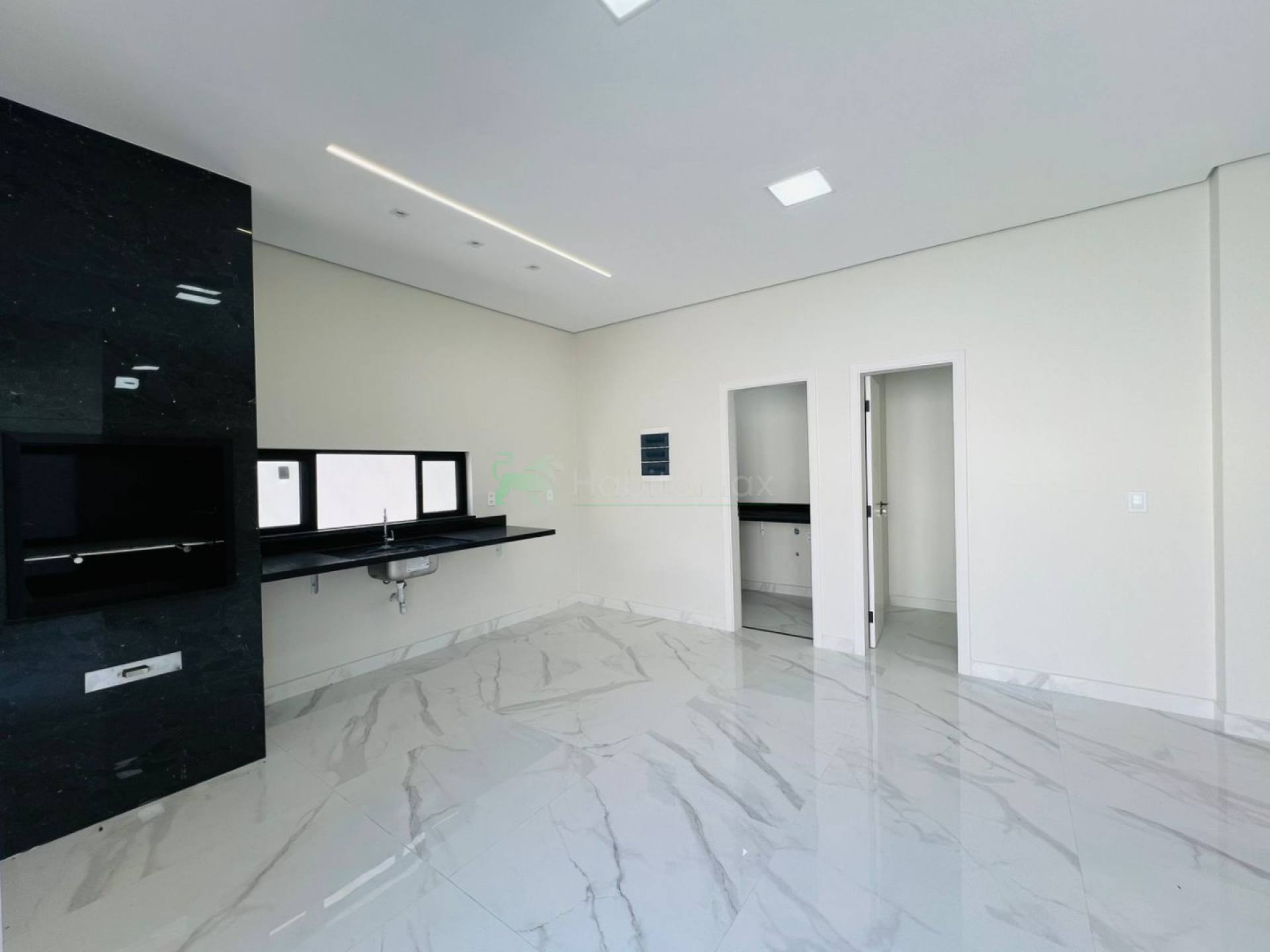 Casa à venda com 5 quartos, 289m² - Foto 10