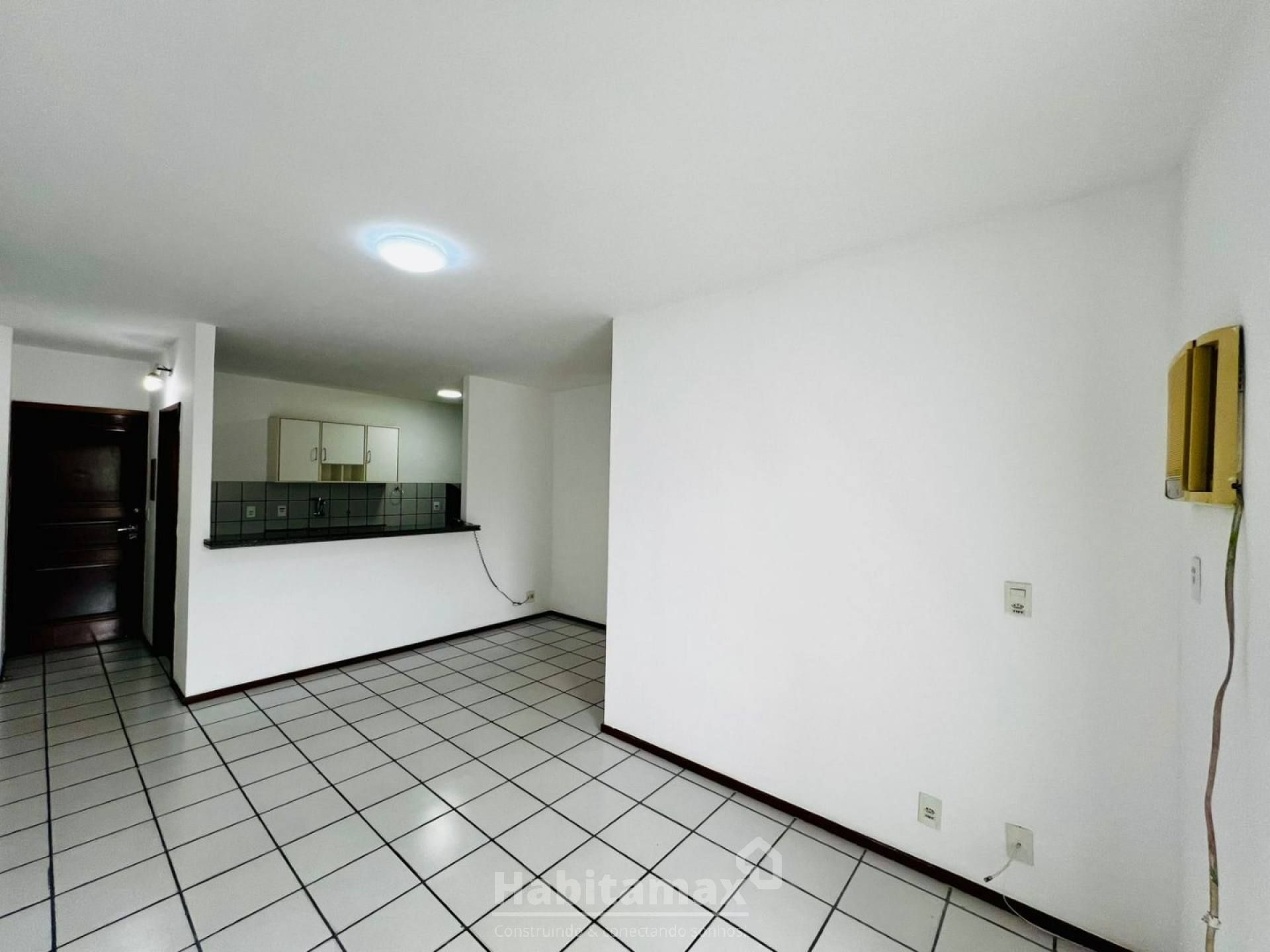 Apartamento para alugar com 2 quartos, 70m² - Foto 2