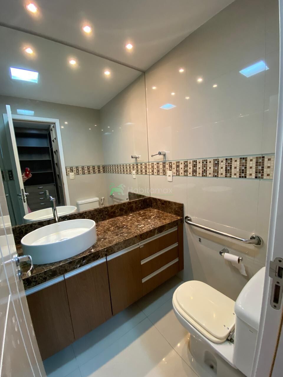 Apartamento para alugar com 2 quartos, 96m² - Foto 23
