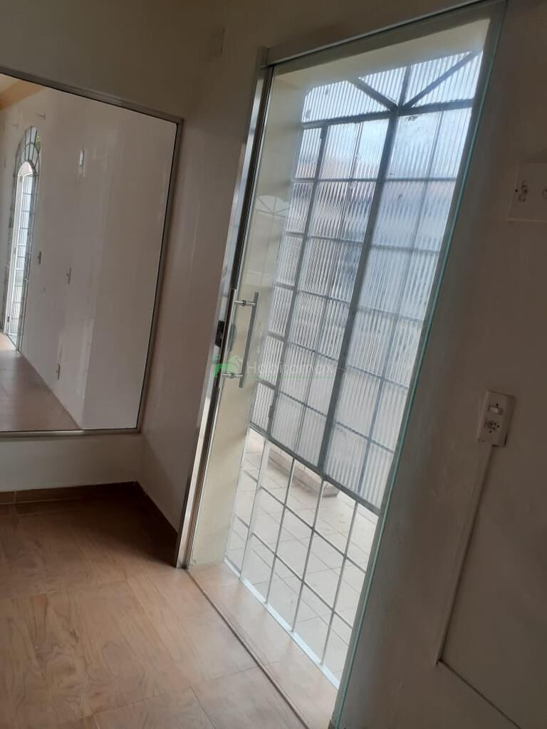 Casa à venda com 5 quartos, 230m² - Foto 15