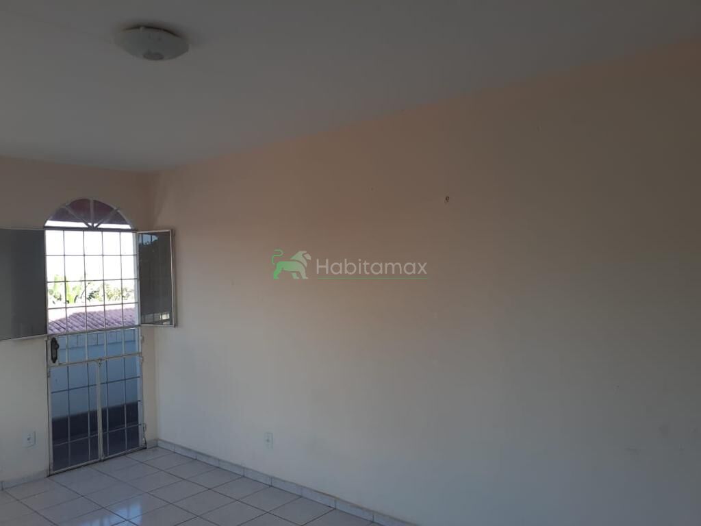 Casa à venda com 5 quartos, 230m² - Foto 18