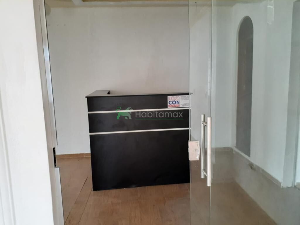 Casa à venda com 5 quartos, 230m² - Foto 14