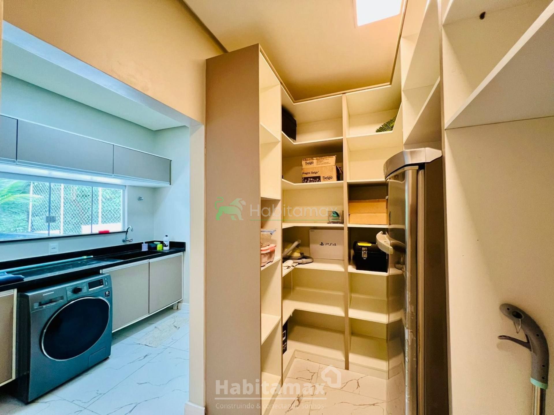 Casa à venda com 5 quartos, 700m² - Foto 26